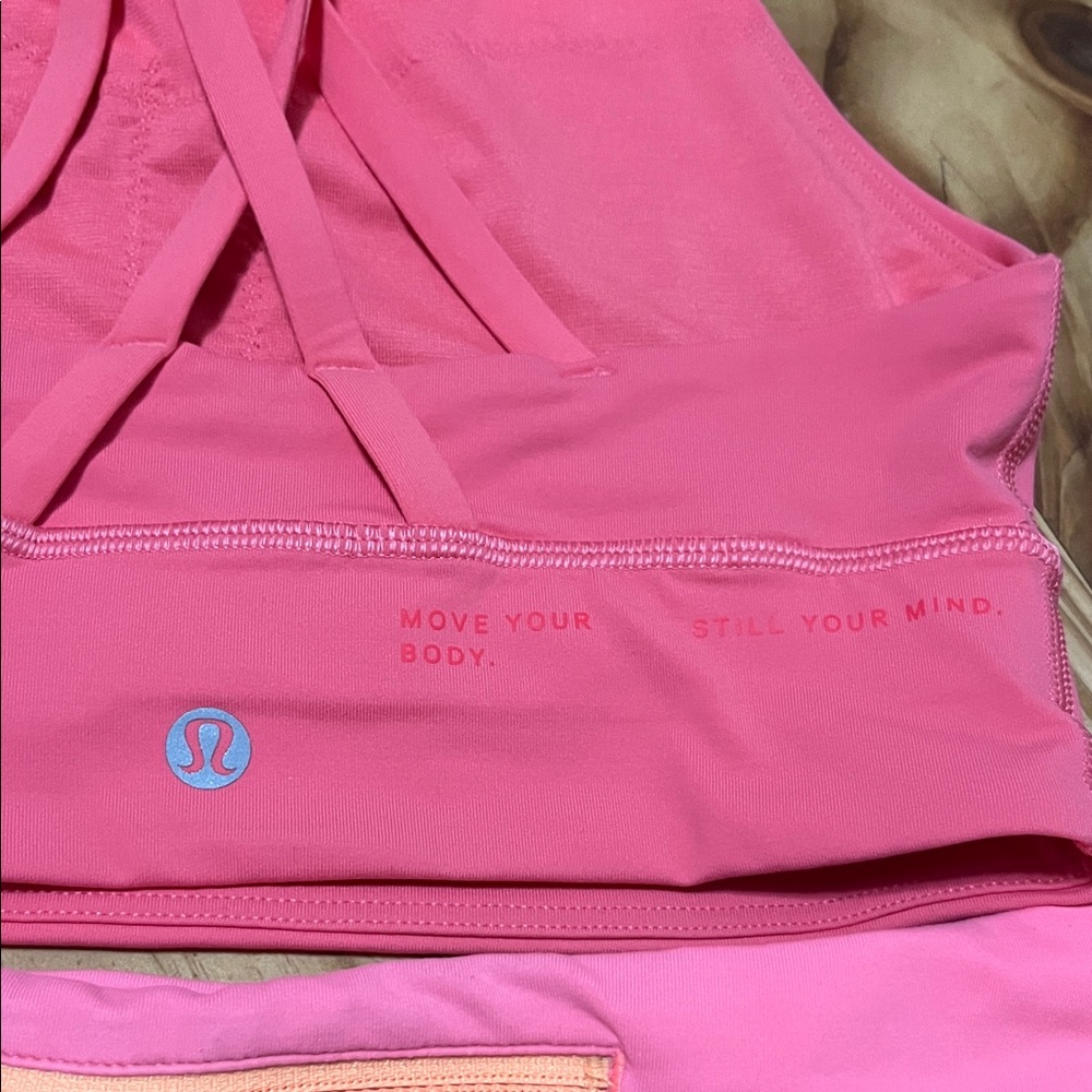 SET Lululemon Energy High- Neck Line Bra *Motif Speed/Short *2-way Stretch - Picture 5 of 10